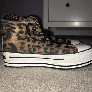 NWOT ROCK & CANDY CHEETAH PLATFORM SNEAKER